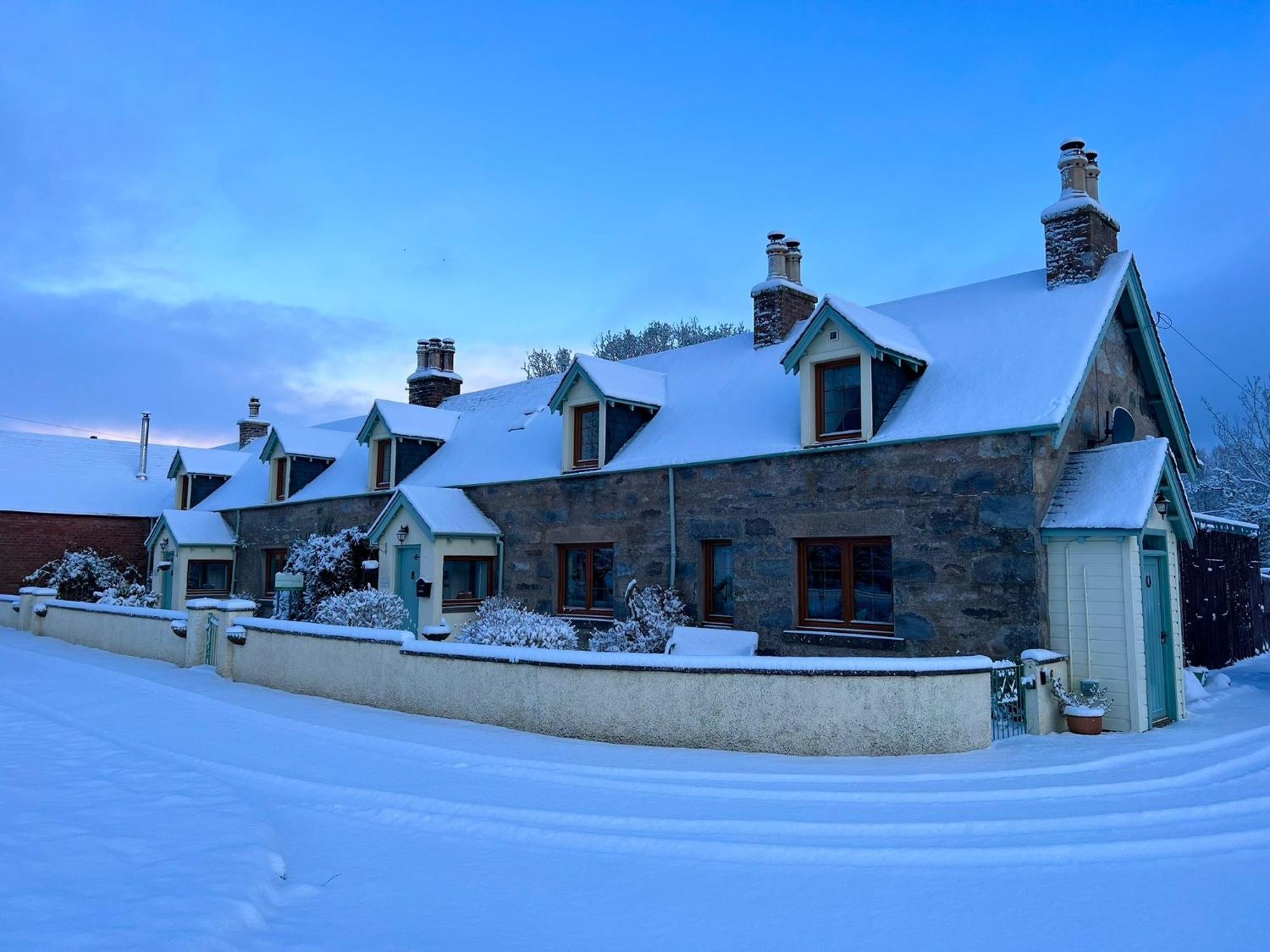 Rosemount Cottage One- Highland Cottage Garve Dış mekan fotoğraf